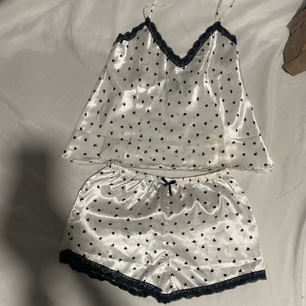 Chic White and Black Heart Pajama Set